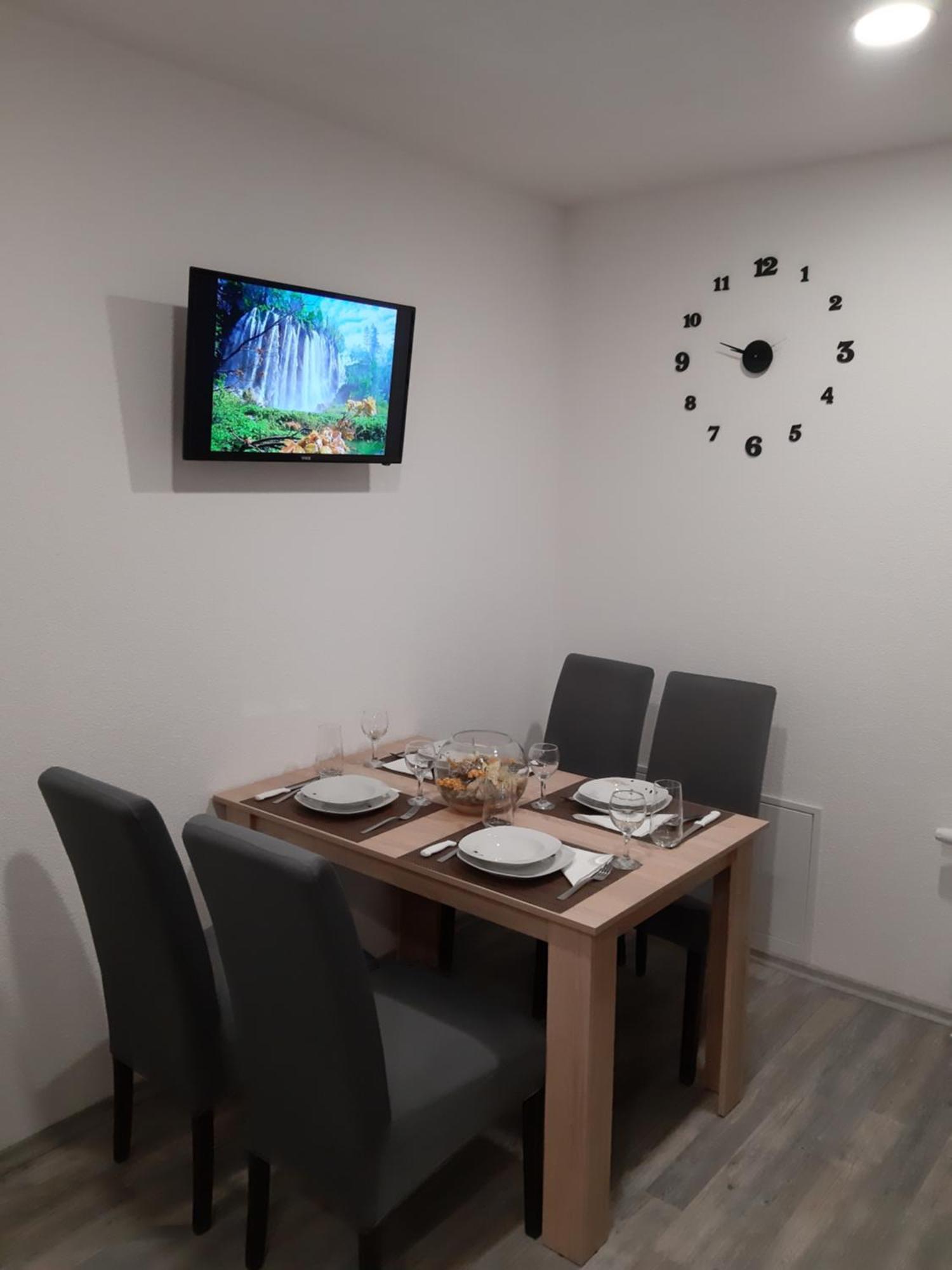 House Naomi Apartment กราโบวาซ ภายนอก รูปภาพ
