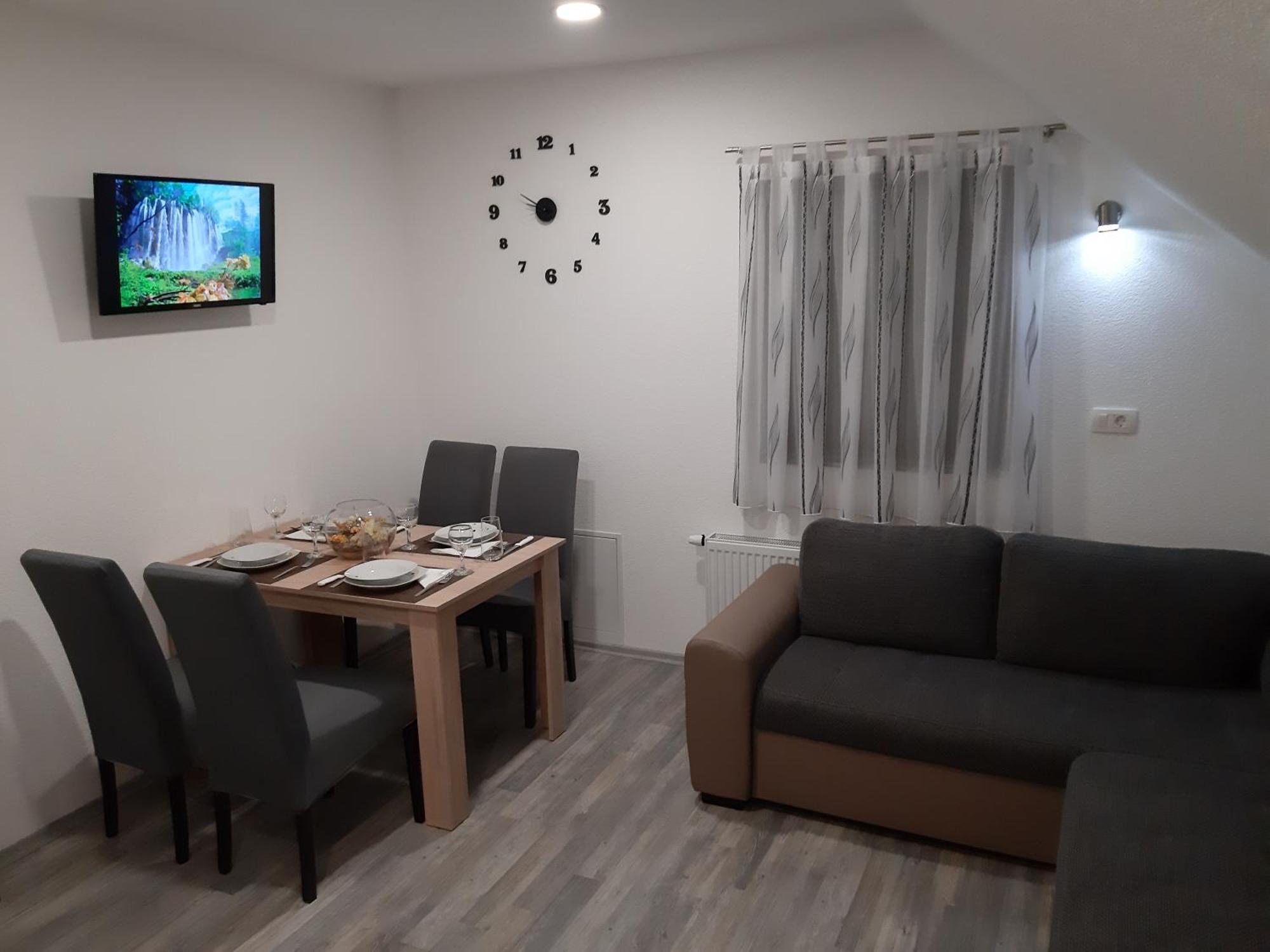 House Naomi Apartment กราโบวาซ ภายนอก รูปภาพ
