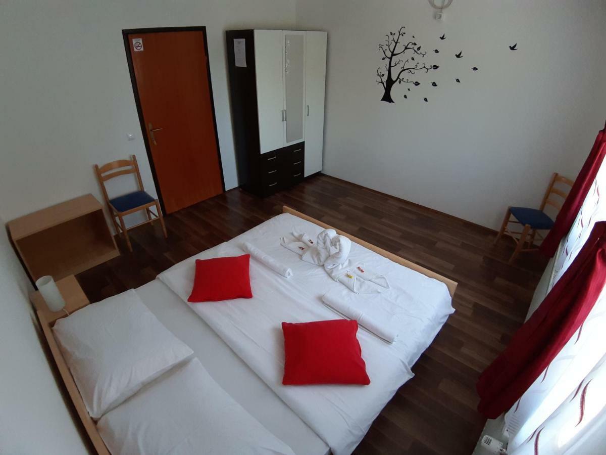 House Naomi Apartment กราโบวาซ ภายนอก รูปภาพ